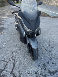 Yamaha X-Max 400 - 2013