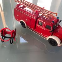 Camion dei pompieri rosso  Siku Magirus 4115