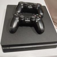 vendersi PlayStation 4 + 2 controller e 3 giochi.