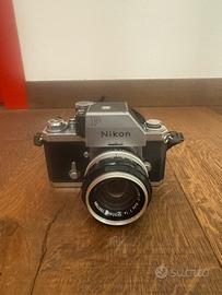 Macchina fotografica vintage Nikon F