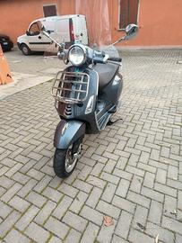Vespa 125 primavera Touring 