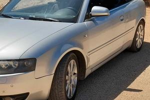 Audi A4 Cabrio 2.5v6 Multitronic