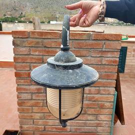 Lampade da esterno con attacco a muro