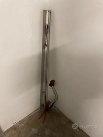 Canalina portabici camper Fiamma con braccetto