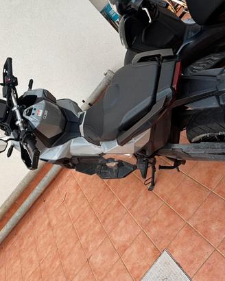 X-adv750 2021