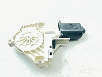 MOTORINO ALZAVETRO ANTERIORE DESTRA AUDI A4 Berlin