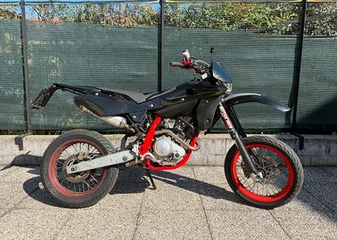 Husqvarna SMR 125 4T Motard – pronta all’uso