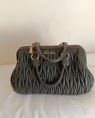 bauletto Miu Miu Matelasse nero 