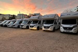 Noleggio camper menfys/320/222/226/379/865/260/260