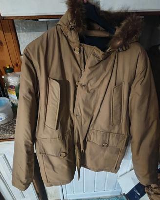 woolrich parka praticamente nuovo usato una vol