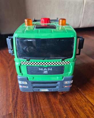 camion con  ribaltabile funzionante con 2.pulsanti
