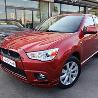 Mitsubishi Outlander 2.0 SPORT 4WD CVT