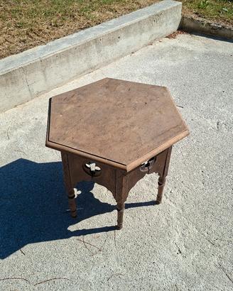 tavolino in legno 