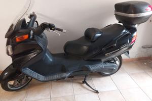 SUZUKI BURGMAN 650