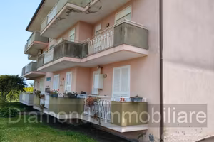 Appartamento con garage a Mascali