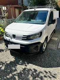 PEUGEOT PARTNER PASSO LUNGO 3 posti