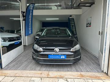 Volkswagen Golf 5 Porte Golf 5p 1.6 tdi Highline 1