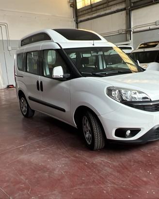 Fiat Doblo Tetto Alto auto per disabili usata
