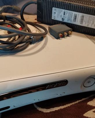X Box 360 e Play station 2 Leggere