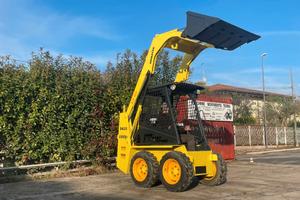 P32 Mini pala Komatsu SK 05 targata