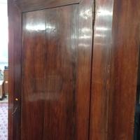 Antico armadio Scantonato in noce epoca fine 700