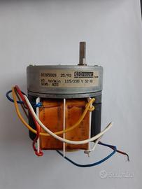 MOTORIDUTTORE CROUZET 82285003