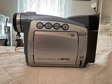 VIDEOCAMERA DIGITAL CAMCORDER MV700 CANON