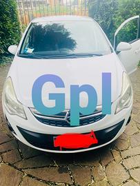 OPEL CORSA 4a serie GPL 1.2 Benzina.Neopatentati