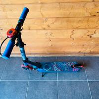 Monopattino OXELO peso kg:4 portata fino kg:70