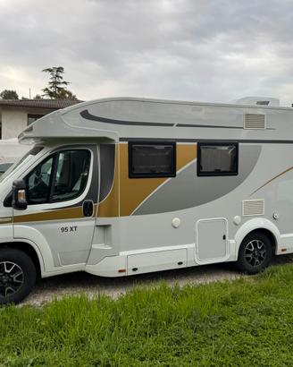 Camper semi-integrale CI
