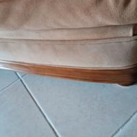 Poltrone foderate in pelle camoscio