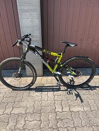Bici biammortizzata