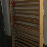 Rete singola a doghe in legno