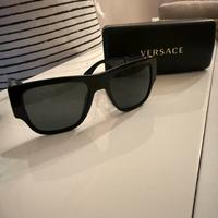 Occhiali da sole versace