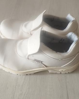 Scarpe antinfortunistiche cofra 