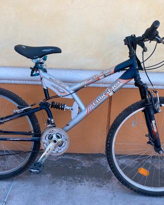 Montain Bike ammortizzata