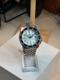 Seiko 5 GMT