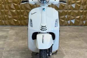Vespa GTS 300 hpe Super