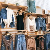 Set stock abbigliamento donna XS  1 € a pezzo ⬇️