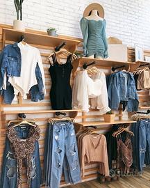 Set stock abbigliamento donna XS  1 € a pezzo ⬇️