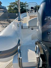 Gommone CAPELLI 650 + YAMAHA F200