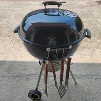 Barbeque Weber 57 cm. con accessori