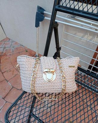 Borsa color cipria fatta a mano