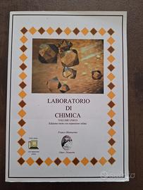 laboratorio di chimica