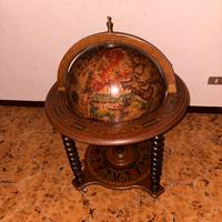 mappamondo porta bottiglie