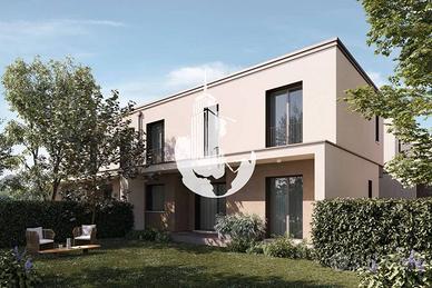 Appartamento di 120 m² con 5 locali e box auto a P