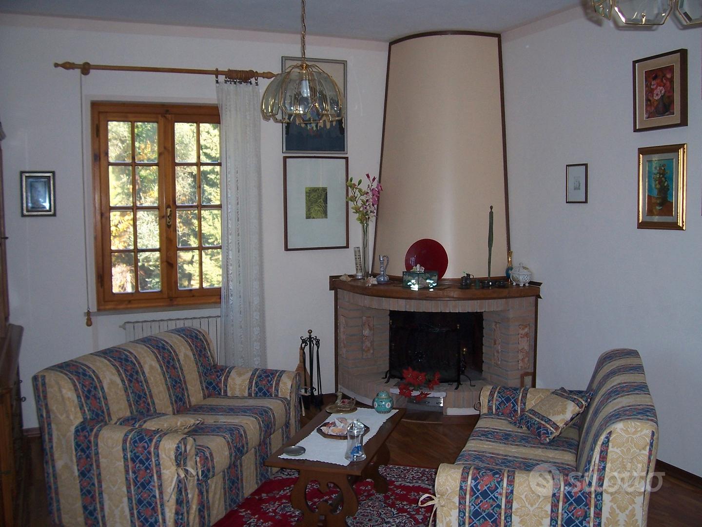 Casa a solo con terreno e oliveta - Vista 2