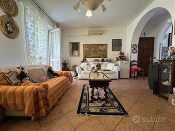 3 LOCALI A CAMERI