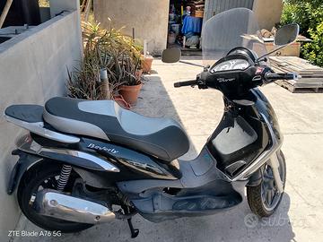 Beverly 125 tourer