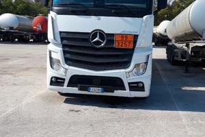 Trattore Mercedes Actros 1848 + Cisterna SACIM ADR